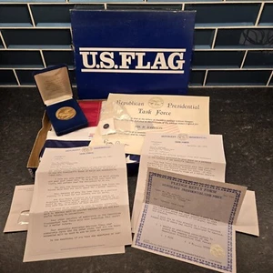 Republikanische Präsidenten Task Force Ronald Reagan KONVOLUT Flagge Medaillon Pin MEHR - Bild 1 von 11