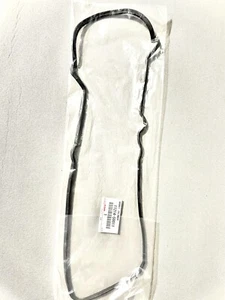 GENUINE VALVE COVER GASKET "LEFT" TOYOTA V8 4.7lt & LEXUS V8 4.0lt 4.3lt 4.7lt - Picture 1 of 2