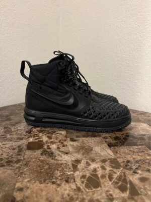 Tênis Nike Lunar Force 1 Duckboot AA0283-001 Preto Feminino Tamanho 8 - Imagem 1 de 4