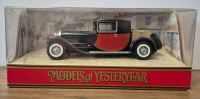 Y 24 1927 Bugatti T 44 schwarz rot Models of Yesteryear Matchbox in N Box - Bild 1 von 2