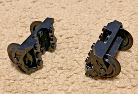 2x Lego Axle Train Wheel Black Wagon Train 9V Rim 3225 4559 2878c01