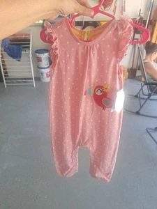 One Piece Baby Outfit - Picture 1 of 2