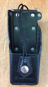 Motorola NTN7241A hard leather swivel holster case for Jedi Series MTS2000 etc. - Zdjęcie 1 z 2