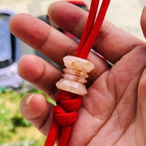 1 pieza Paracord Colgante Pulsera Hacer Cuentas Resina Cuchillo Cordón Cuentas Collar EDC - Imagen 1 de 7