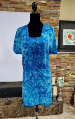 Vestido C&C California Azul Tie Dye Cordón Cintura Foto 1 de 4