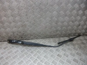 Brazo limpiaparabrisas delantero lateral pasajero Vauxhall Viva SE 2015 95391370 - Imagen 1 de 8