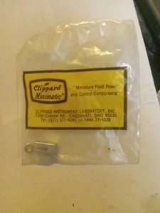 Clippard Minimatic RC-0581 - Picture 1 of 2