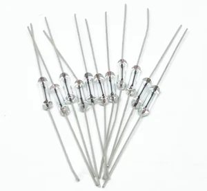 ( 10Pack) 250V 3x10mm Fast Blow , Glass Axial Fuse 250V 3x10mm UK Seller - Picture 1 of 3