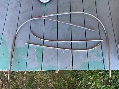 Chevrolet Impala 1963 1964 sedán ventana trasera de acero inoxidable moldura de vidrio Foto 1 de 4