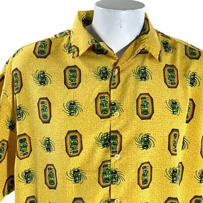 Camisa havaiana ilha de bilheteria canecas tiki grandes máscaras amarelo verde marrom - Imagem 1 de 4