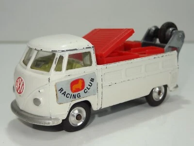 Corgi 490 VW VOLKSWAGEN SPLITSCREEN RACING TEAM BREAKDOWN TRUCK (386) - Image 1 of 4