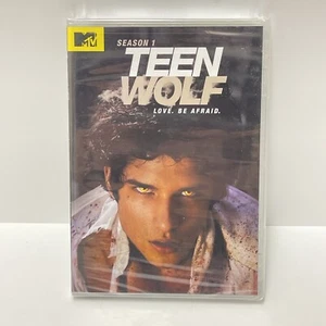 NEW & SEALED Teen Wolf Season 1 DVD 3-Disc Set MTV 2011 - TV Series- Tyler Posey - Foto 1 di 2