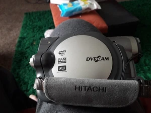 Hitachi DZ - MV5000E DVD Video Recorder Camcorder, Silver Unit only UNTESTED. - Picture 1 of 8