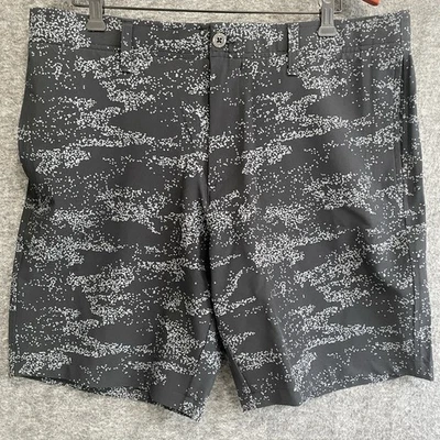 Nuevo con etiquetas Pantalones Cortos Under Armour Para Hombres 38 Estampado de Golf Negro Gris Rendimiento Atlético 10" Foto 1 de 4