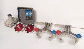 Nintendo NES Gyromite Game, Spinner, 2x Gyro Tops, 2x Rails Bundle - Tested, FF