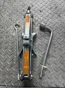 2008-2012 Infiniti EX35 Spare Tire Tools Jack Kit Assembly OEM 99550JK60A Sl3 - Picture 1 of 6