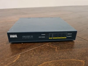 Cisco PIX 501 Firewall & VPN Security Appliance without power Adapter - Picture 1 of 4