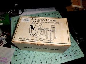 Soporte accesorio robot cupé, plexiglás de una pieza estilo antiguo, nuevo sin usar. - Imagen 1 de 2