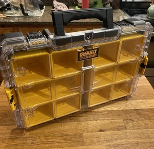 DeWalt ToughSystem 2.0 Full-Size Organizer schwarz/gelb Werkzeugteile stapelbare Box - Bild 1 von 6