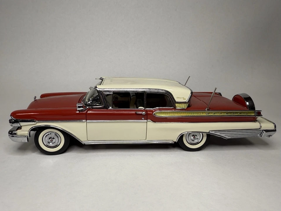 Mercury Turnpike Cruiser 1957 Danbury Mint modelo diecast 1:24 rojo/crema B11 Foto 1 de 4