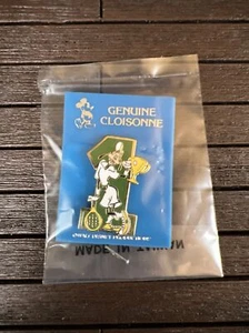 Vintage Goofy Tennis Disney Productions Anstecknadel Neu aus altem Lagerbestand Original Closisonne 70-80er - Bild 1 von 6