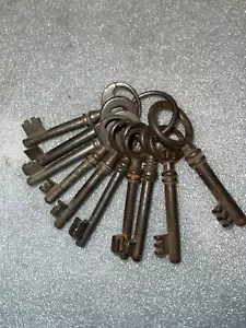 Fantastic Rustic Set Of 10 Antiques French Wrought Iron Keys 2 1/2“ Long #2 - Picture 1 of 4
