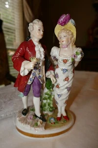 Estatuilla grupo de porcelana de Ludwigsburg Alemania hombre mujer - Imagen 1 de 11