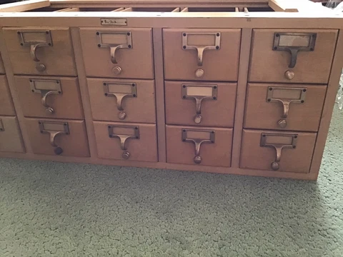 VINTAGE OAK 15 DRAWER LIBRARY CARD FILE Cover