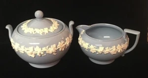Wedgwood Embossed Queensware Cream on Lavender Covered Sugar & Creamer - Picture 1 of 4