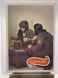 Planet Of The Apes 1975 TOPPS CARD #27 ‘The Battery Boost’ - Picture 1 of 4
