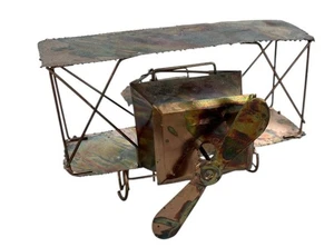 Vintage Kupfer Flugzeug/Doppeldecker mit Sankyo Spieluhr spielt "The Impossible Dream" - Bild 1 von 4