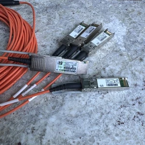Cisco QSFP-4X10G-AOC5M 40GBase Active Optical QSFP to 4SFP 10-2934-02 W/Hologram - Photo 1/2