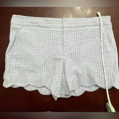 Club Monaco Cotton sz. 2 pale purple Short shorts Princess Cut Quiet Luxury - Image 1 of 3