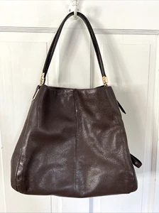 Neu mit Etikett Coach Madison kleine Phoebe-Schultertasche Leder F26224 hellgoldfarben Ziegel - Bild 1 von 14
