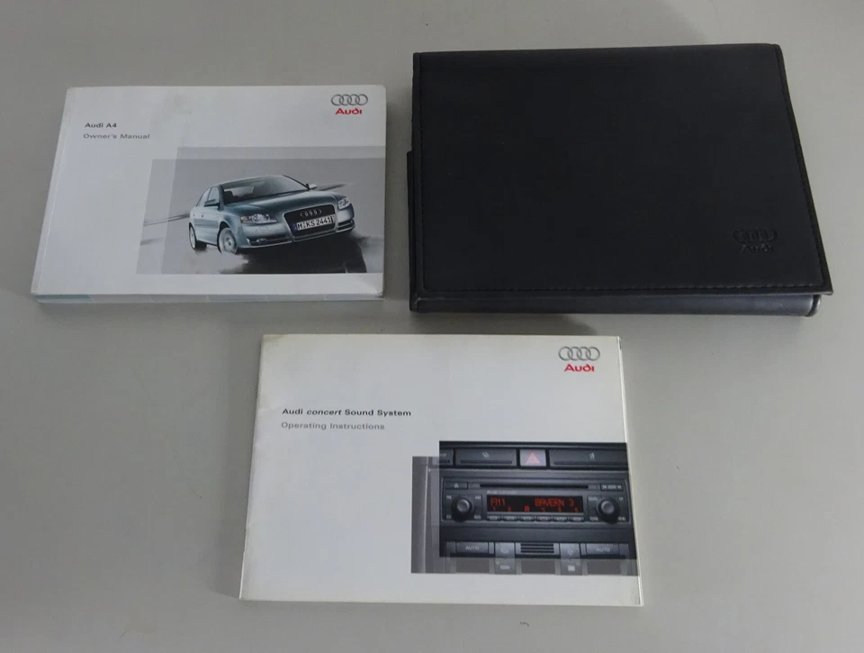 Owner's Manual / Handbook + Wallet Audi A4 Typ B6 with Quattro from 11/2005 - Bild 1 von 1