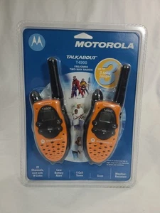 Motorola Talkabout T4900 2 Two Way Radios Pair New Sealed FRS/GMRS 3 Miles - Picture 1 of 11