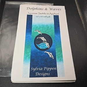 "Patrón de edredón de pared Sashiko Dolphins & Waves 23"" X 40"" Sylvia Pippen" - Imagen 1 de 13
