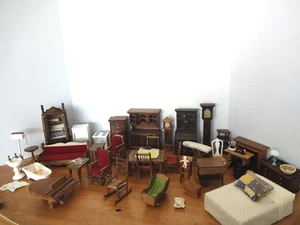 VINTAGE 90 PC LOT WOODEN WOOD DOLL HOUSE FURNITURE & ASSORTED ACCESSORIES EXLNT! - Picture 1 of 24