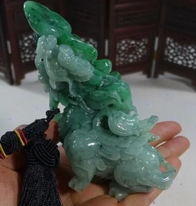 Statua manipolo vintage naturale tipo A giadeite verde drago mosca pixiu - Foto 1 di 9