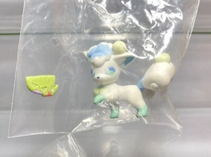 Figura de juguete Alola Vulpix Pokemon Monster PC Gashapon Collection Japón. - Imagen 1 de 2