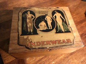 Antigua caja de madera ropa interior publicidad. Más de 100 años de antigüedad. - Imagen 1 de 14