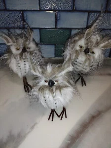 Lot Of 3 Horned Owls Plush Figurines Very Realistic Lifelike Feathers Spooky Set - Picture 1 of 10