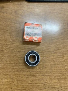 BRAND NEW lot of 2 FAG roller bearing 6202.2rsr.c3 FREE SHIPPING - Picture 1 of 2