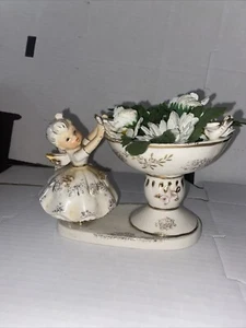 Vintage LEFTON Angel w/ Bird Bath Figurine Birds Gold Decorated #987 - Picture 1 of 9
