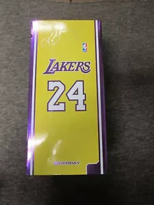 NBA LAKERS KOBE BRYANT ENTERBAY REAL MASTERPIECES 1/6 SCAL FIGUR RM-1036 (26C) - Bild 1 von 3