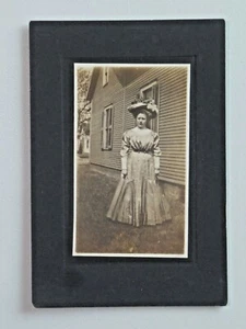 Late 1800's Cabinet Card Photo Woman in Long Dress and Fancy Hat A095 - Picture 1 of 3