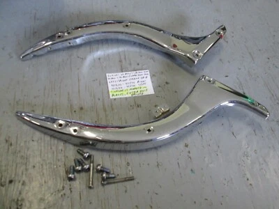 Suzuki VL800 / VZ800 Intruder / Volusia / M50 L/R frame handle grips 41620-41F00 — 第 1/4 张图片