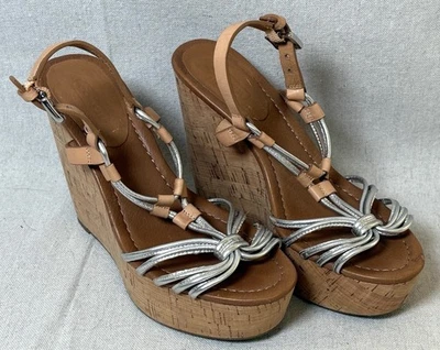 Sandalia de cuña Coach Georgiana para mujer talla 6B metálica con tiras de cuero plataforma corcho Foto 1 de 4