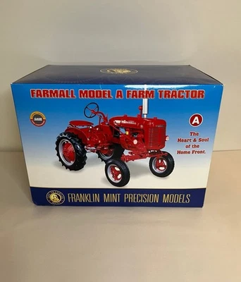 Franklin Mint Precision Models Farmall Model A Farm Tractor 1:12 - Image 1 of 4