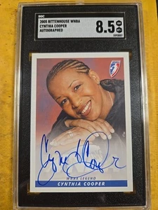 2005 Rittenhouse WNBA Auto Cynthia Cooper (Posed) Autographed SGC 8.5 NM-MT 2837 - Picture 1 of 2